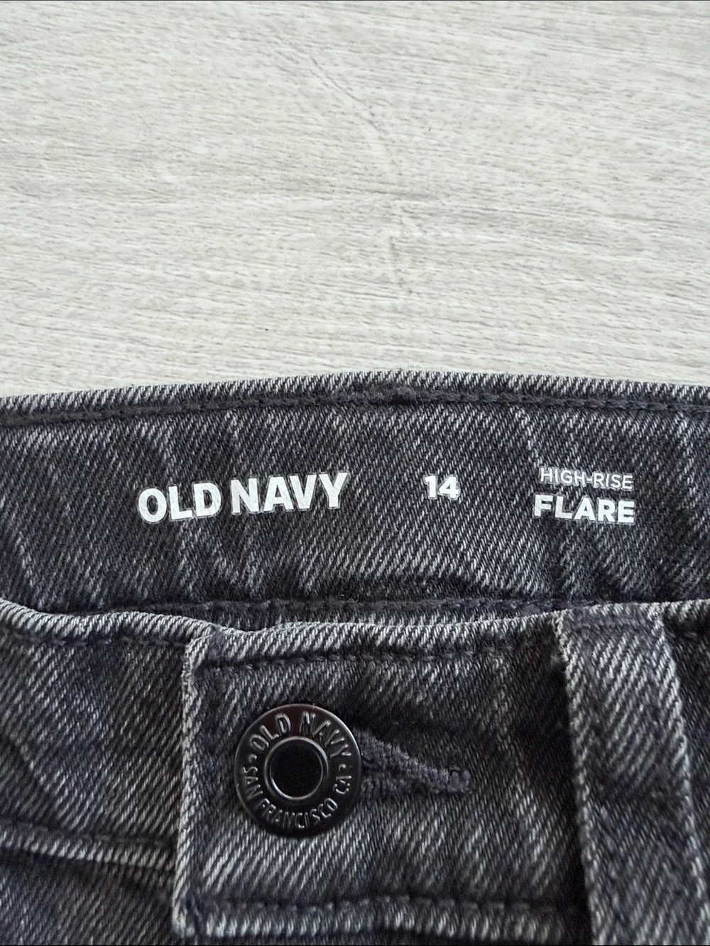 NWT Old Navy Black High-Rise Flare Jeans —  Girls Stretch Denim